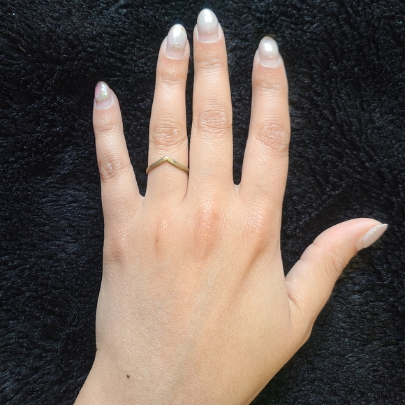 Gold plated Chevron ring - Picture 1 of 4